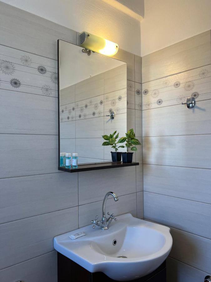 Filia Suite-Apartment Agia Anna  Extérieur photo